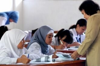 Mutasi Guru SMA
