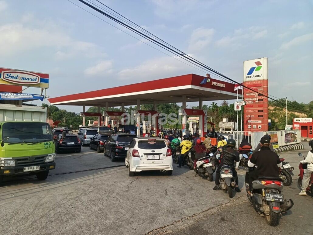 Antrean BBM Samarinda