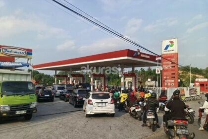 Antrean BBM Samarinda